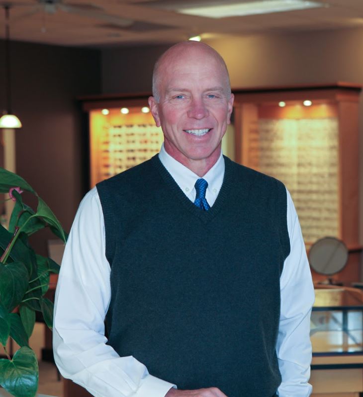 Dr Curtis Broek
